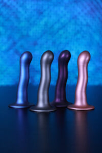 dildo-vaginale-con-ventosa-ultra-soft-curvy-g-spot-dildo-7-17-cm-metallic-purple