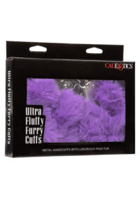 manette-viola-ultra-fluffy-furry-cuffs